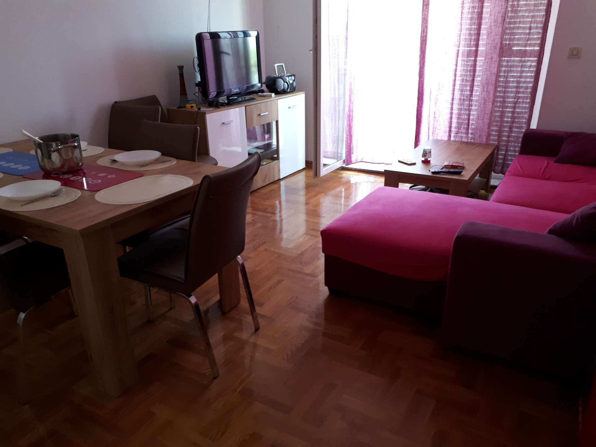 PALEA APARTMAN