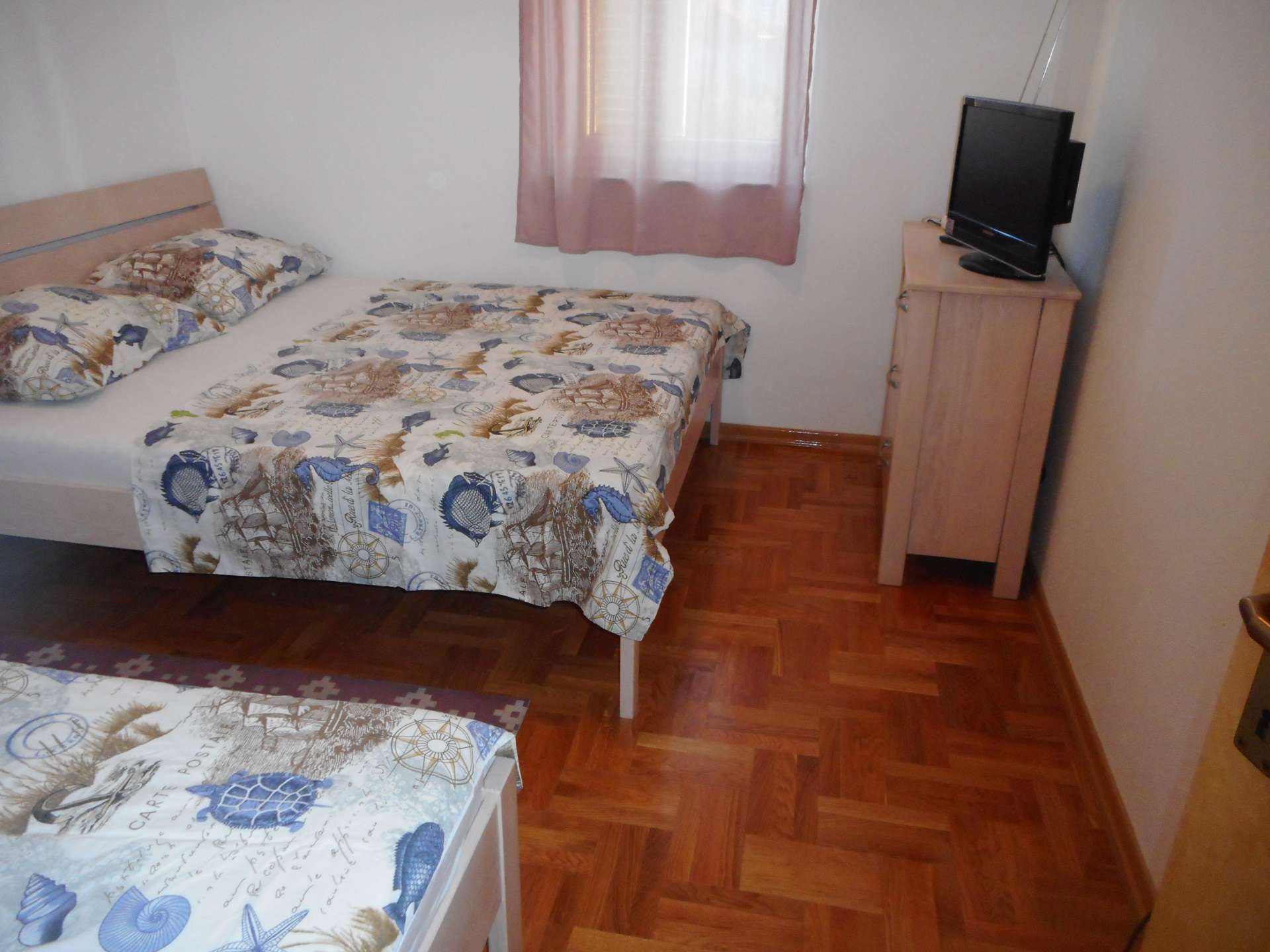 PALEA APARTMAN